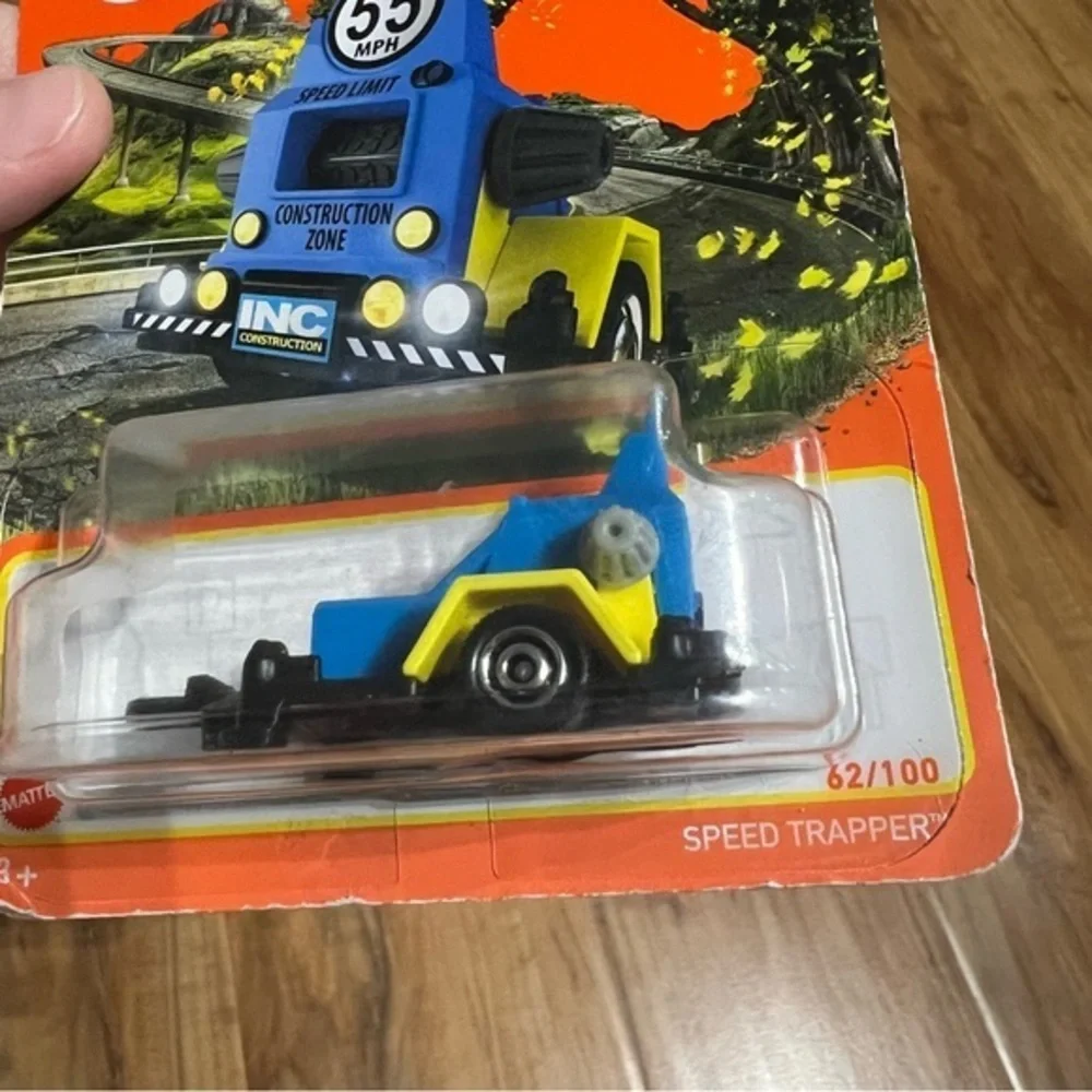 MATCHBOX METAL SPEED TRAPPER CONSTRUCTION ZONE SPEED LIMIT MBX 62/100‎ MODEL CAR